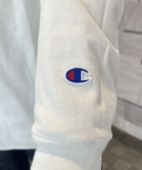 古谷 宗史さんの「【別注】Champion / リバーシブル ロングスリーブ Tシャツ」を使ったコーディネート