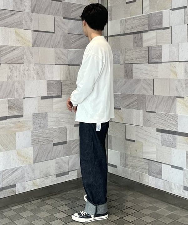 古谷 宗史さんの「【別注】Champion / リバーシブル ロングスリーブ Tシャツ」を使ったコーディネート