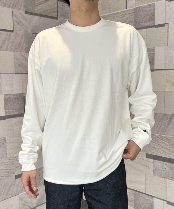 古谷 宗史さんの「【別注】Champion / リバーシブル ロングスリーブ Tシャツ」を使ったコーディネート