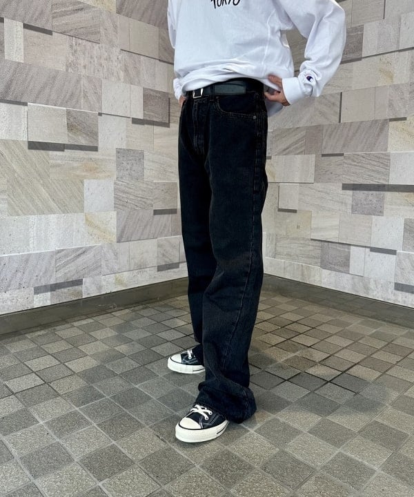 あがりえ ひゅうがさんの「【別注】Champion / リバースウィーブ（R）シティ ロングスリーブTシャツ」を使ったコーディネート