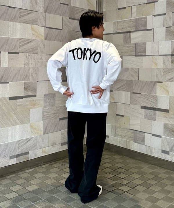 あがりえ ひゅうがさんの「【別注】Champion / リバースウィーブ（R）シティ ロングスリーブTシャツ」を使ったコーディネート
