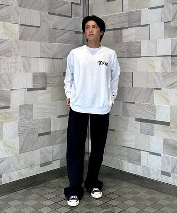 あがりえ ひゅうがさんの「【別注】Champion / リバースウィーブ（R）シティ ロングスリーブTシャツ」を使ったコーディネート