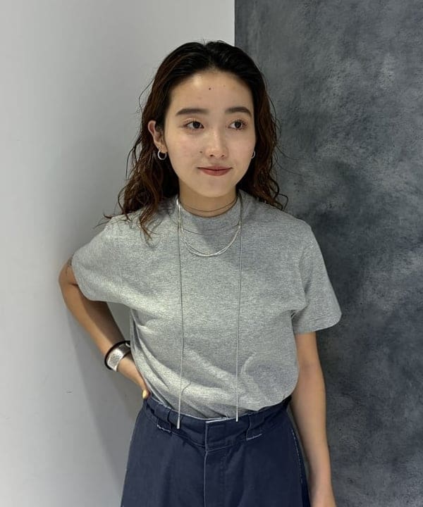 モモさんの「BEAMS WOMEN｜maturely / レース ホルター トップ」を使ったコーディネート