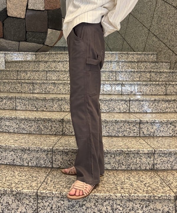 サワイさんの「BEAMS WOMEN｜ダブルニー パンツ」を使ったコーディネート