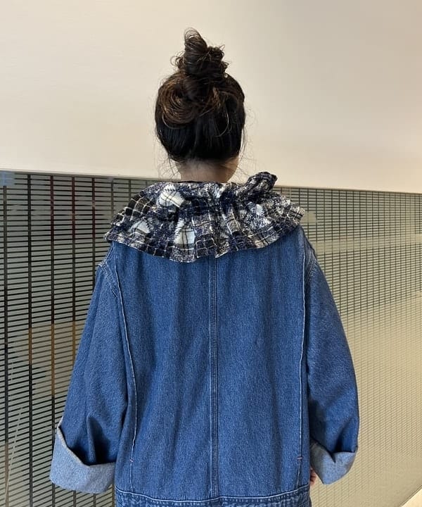 清水 彩乃さんの「BEAMS WOMEN｜ロンドン ストライプ ボタンダウン シャツ」を使ったコーディネート