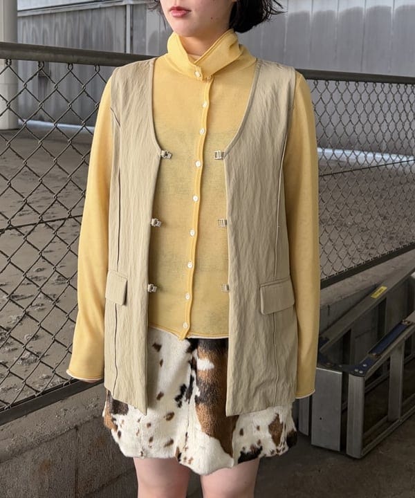 晶さんの「BEAMS WOMEN｜シアー レイヤー タートル カーディガン」を使ったコーディネート