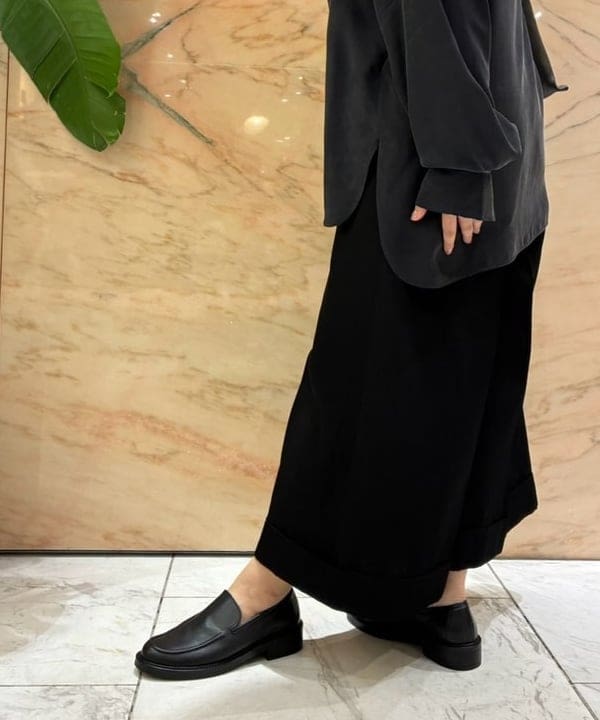 塚越 有紀さんの「BEAMS WOMEN｜PUNTI. / SHADE 3way バッグ」を使ったコーディネート
