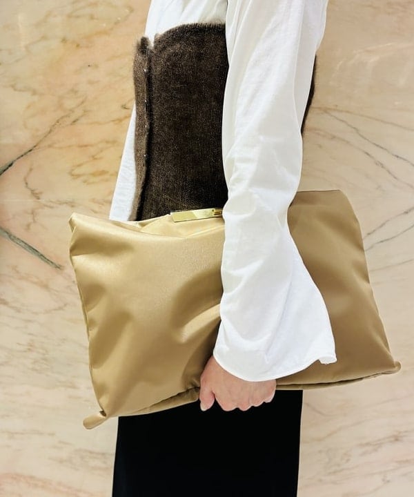 岩沢 珠代さんの「BEAMS WOMEN｜ベルスリーブ オーバー Tシャツ」を使ったコーディネート