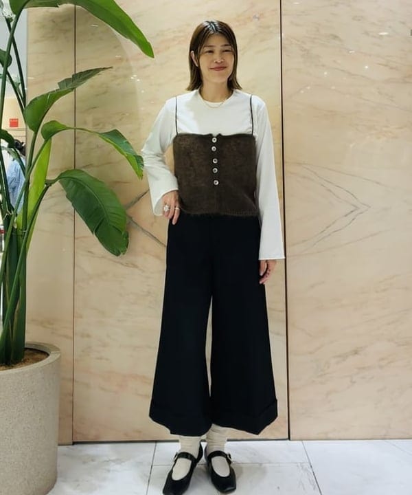 岩沢 珠代さんの「BEAMS WOMEN｜ベルスリーブ オーバー Tシャツ」を使ったコーディネート