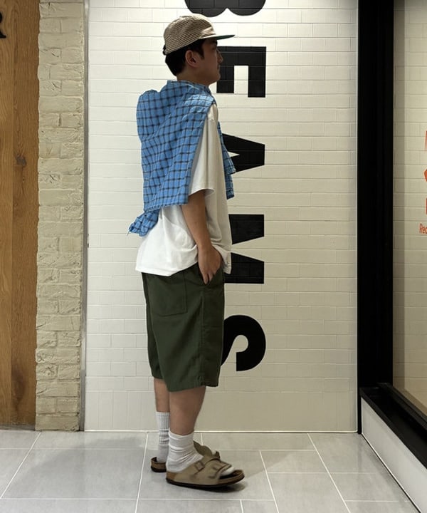 てらきたさんの「BEAMS WOMEN｜MIL Utility Shorts Reversed Sateen」を使ったコーディネート