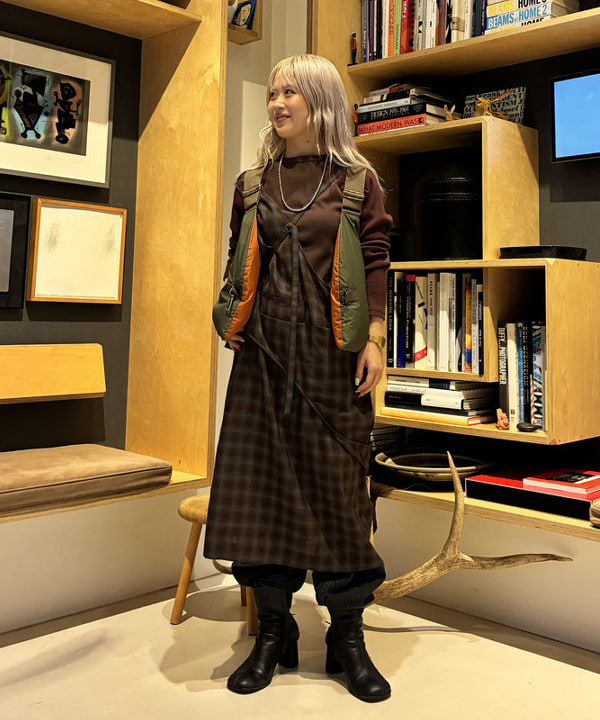 ando naoさんの「BEAMS WOMEN｜maturely / オクタ ミリタリー ベスト」を使ったコーディネート