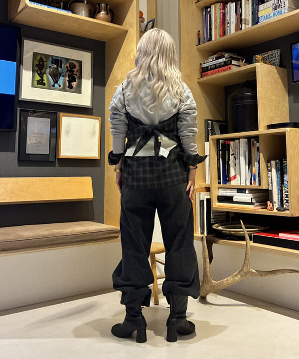 ando naoさんの「BEAMS WOMEN｜【別注】Lee &times; maturely / フリスコ パンツ」を使ったコーディネート