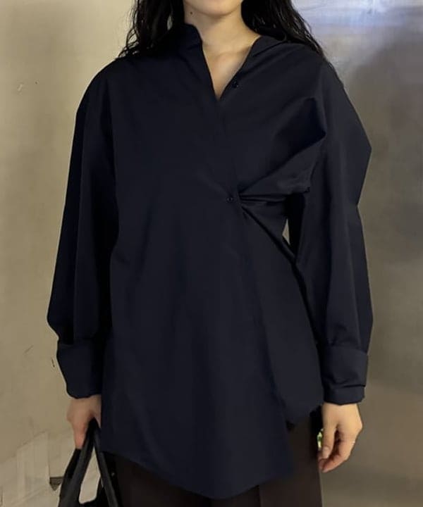 野村 美紅さんの「BEAMS WOMEN｜VIOLAd&rsquo;ORO / TRERO 縦型 クロア ショルダーバッグ M」を使ったコーディネート