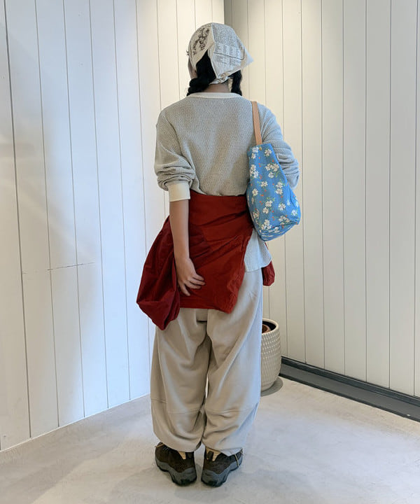 ばるたんさんの「BEAMS WOMEN｜ハニカム ロング スリーブ」を使ったコーディネート