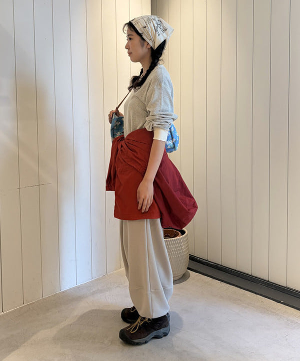 ばるたんさんの「BEAMS WOMEN｜ハニカム ロング スリーブ」を使ったコーディネート