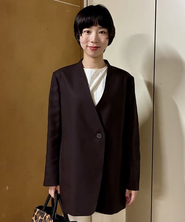 イナダさんの「BEAMS WOMEN｜ラペルレス オーバー ジャケット」を使ったコーディネート