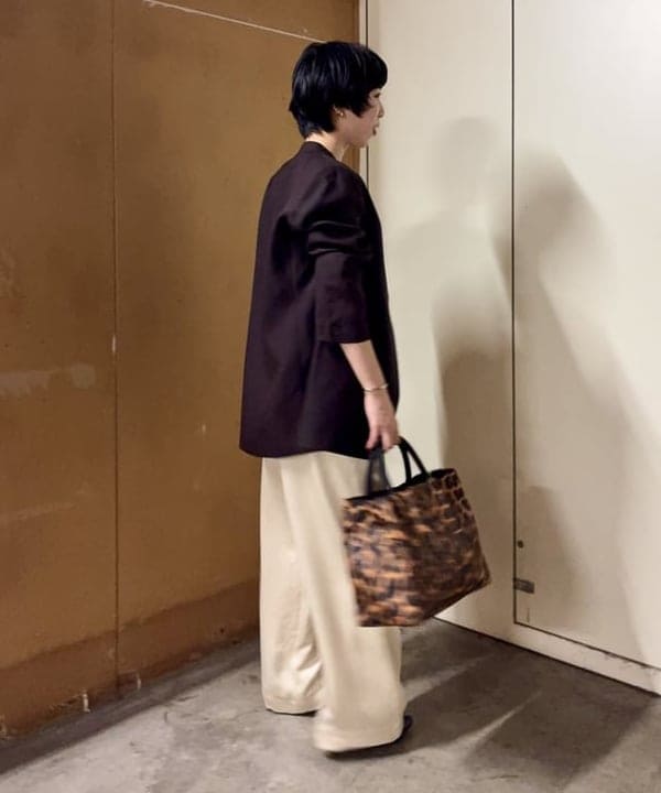 イナダさんの「BEAMS WOMEN｜ラペルレス オーバー ジャケット」を使ったコーディネート