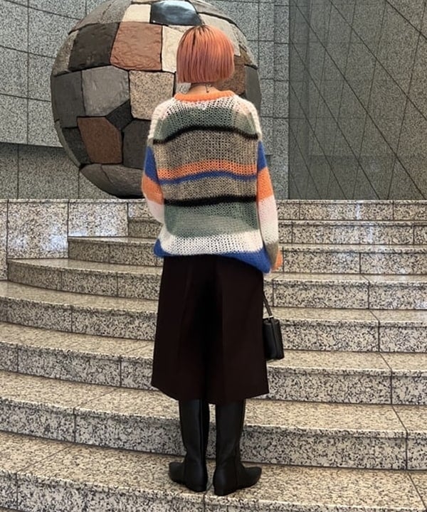 佐藤 亜美さんの「BEAMS WOMEN｜クリース オーバー ショートパンツ」を使ったコーディネート