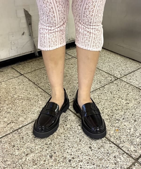 アンさんの「BEAMS WOMEN｜シアー レイヤー タートル カーディガン」を使ったコーディネート