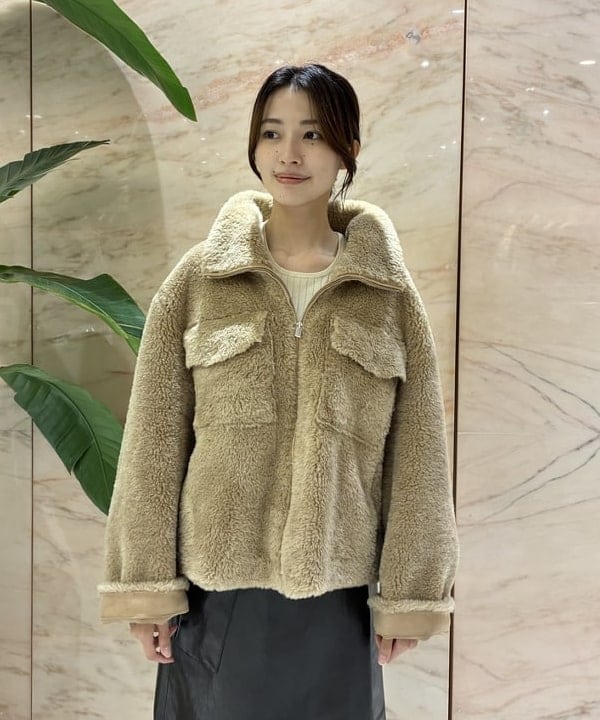 茂野 真楓さんの「BEAMS WOMEN｜ORR / シアリング ハイネック ブルゾン」を使ったコーディネート