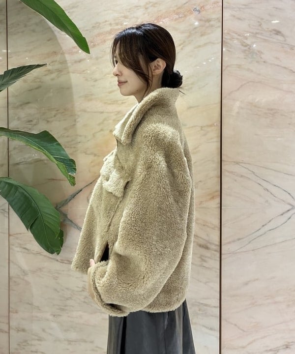 茂野 真楓さんの「BEAMS WOMEN｜ORR / シアリング ハイネック ブルゾン」を使ったコーディネート