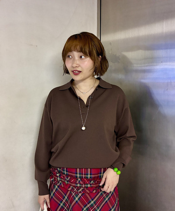 葛岡 七海さんの「BEAMS WOMEN｜14ゲージ スムース ポロ ニット」を使ったコーディネート