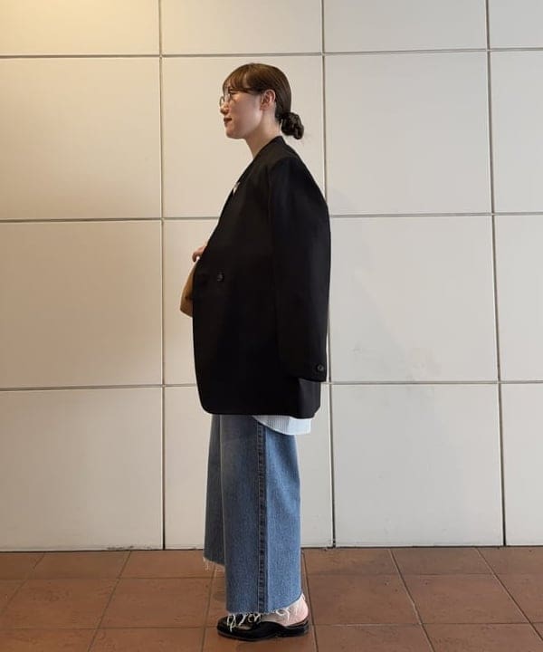 大浦 栞さんの「BEAMS WOMEN｜2WAY オーバーシャツ 26AW」を使ったコーディネート