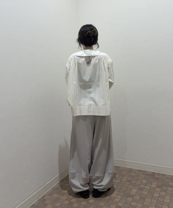 須賀さんの「BEAMS WOMEN｜ラッカーパール ロング ネックレス」を使ったコーディネート