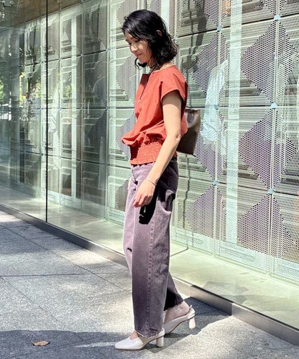 松元 晴佳さんの「BEAMS WOMEN｜フレンチ シャーリング ブラウス」を使ったコーディネート