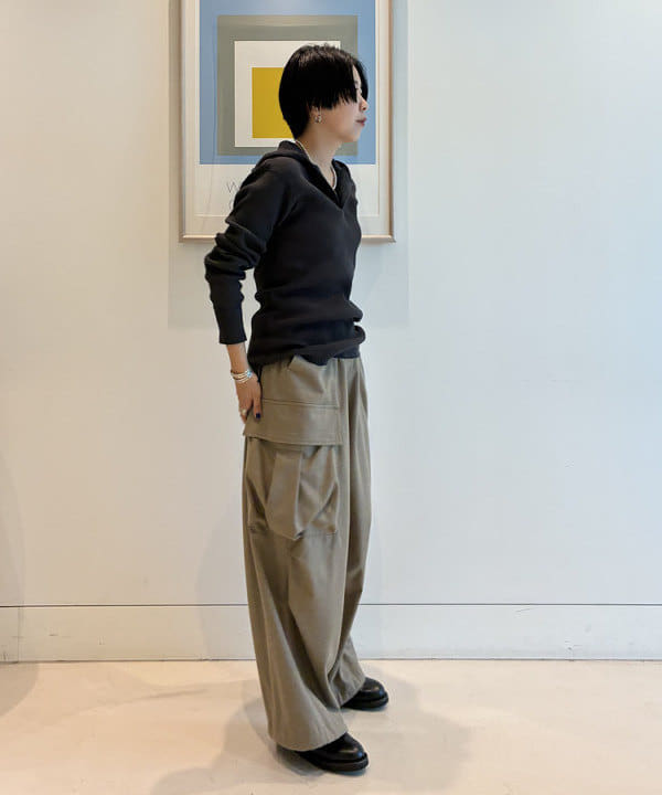 ミナミマリコさんの「BEAMS WOMEN｜maturely / リネン ウール ミリタリー パンツ」を使ったコーディネート