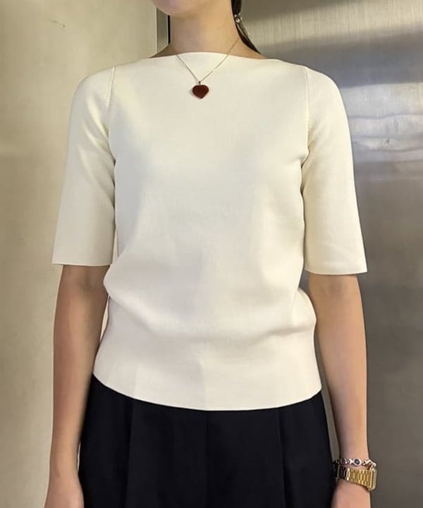 中平 あみさんの「BEAMS WOMEN｜シンプル ボートネック ニット .M」を使ったコーディネート