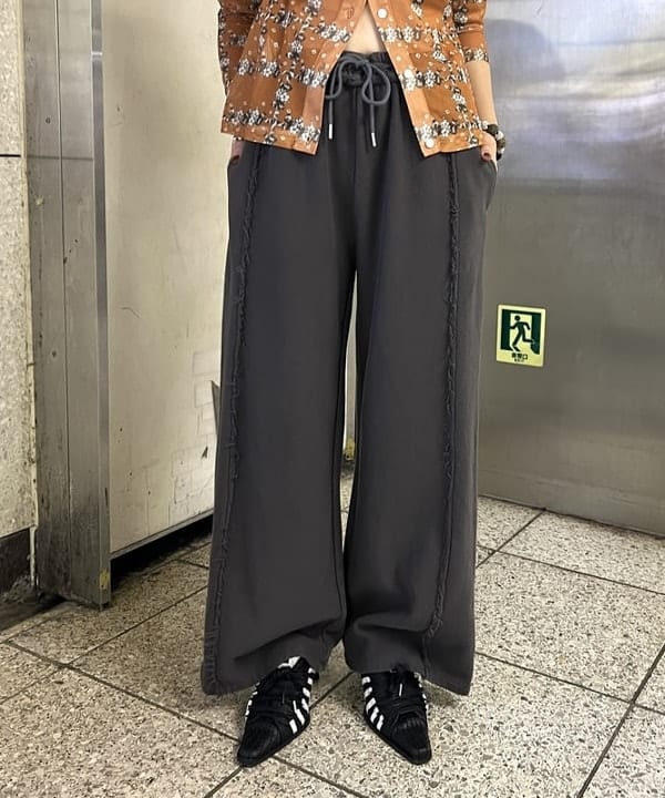チナさんの「BEAMS WOMEN｜【別注】PENNEY&rsquo;S / メッシュ カーディガン」を使ったコーディネート
