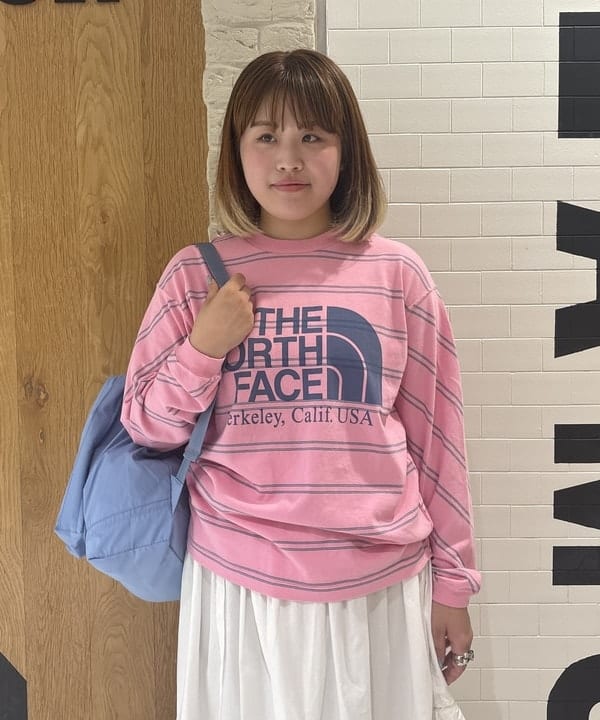 大石彩可さんの「BEAMS WOMEN｜フリル ティアード スカート」を使ったコーディネート