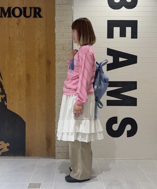 大石彩可さんの「BEAMS WOMEN｜フリル ティアード スカート」を使ったコーディネート
