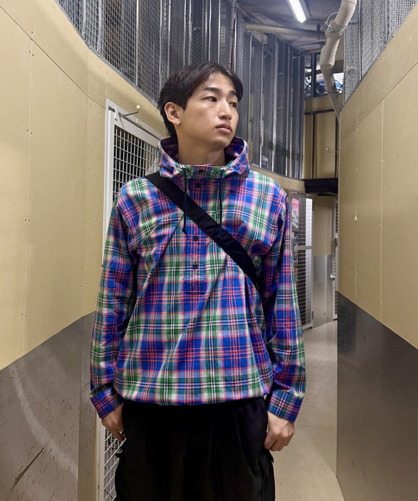 藤井 倖輝さんの「BEAMS WOMEN｜チェック フーディシャツ」を使ったコーディネート