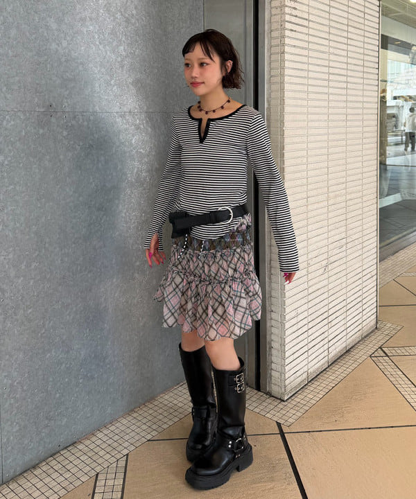 リズさんの「BEAMS WOMEN｜ポケット ワイド ベルト」を使ったコーディネート