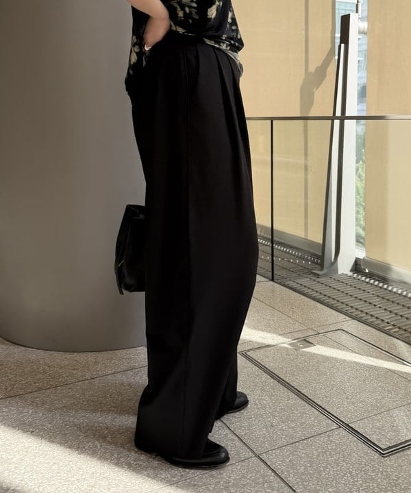 大浦 栞さんの「BEAMS WOMEN｜」を使ったコーディネート