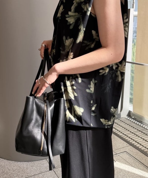 大浦 栞さんの「BEAMS WOMEN｜」を使ったコーディネート