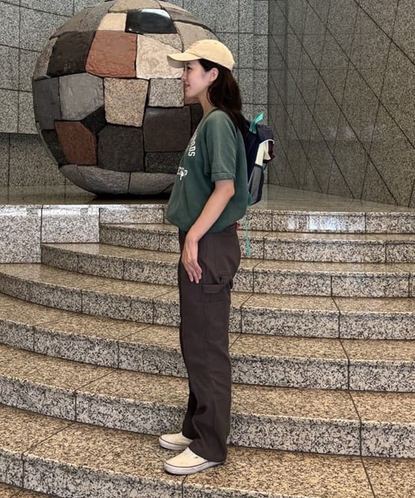サワイさんの「BEAMS WOMEN｜ダブルニー パンツ」を使ったコーディネート