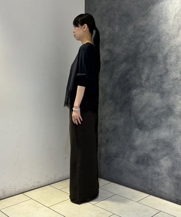 OSUMIさんの「BEAMS WOMEN｜レースヘム クルーネック ニットプルオーバー」を使ったコーディネート