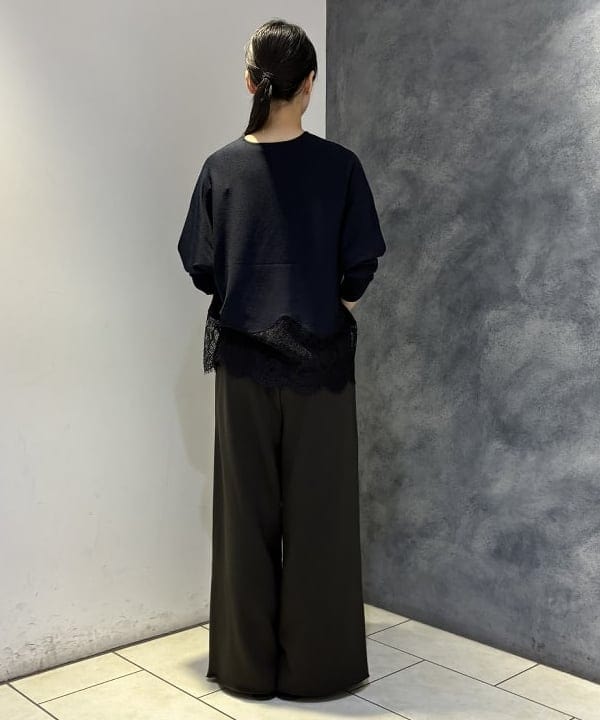 OSUMIさんの「BEAMS WOMEN｜レースヘム クルーネック ニットプルオーバー」を使ったコーディネート