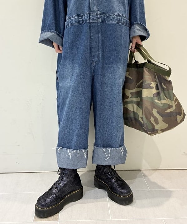 りかちょび/岸本梨佳さんの「BEAMS WOMEN｜BAG&rsquo;n&rsquo;NOUN / SHOPPING 'M' CAMO」を使ったコーディネート