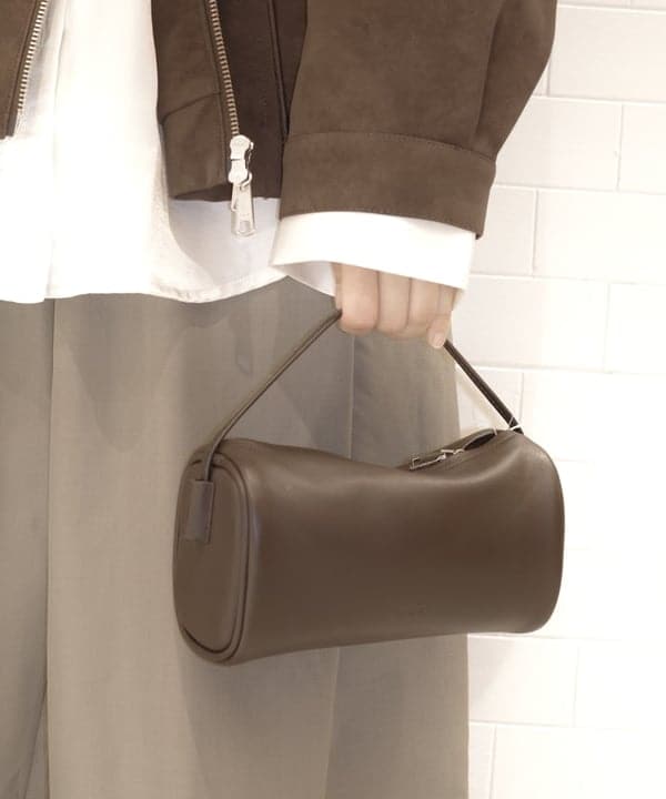 Joさんの「BEAMS WOMEN｜BAUM UND PFERDGARTEN / BELINE フェイクスエード ブルゾン」を使ったコーディネート