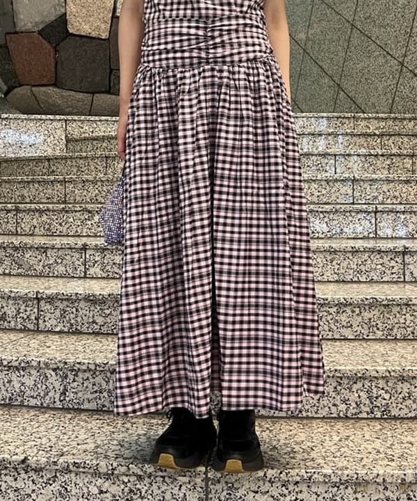 あさひさんの「BEAMS WOMEN｜ラインストーン バッグ」を使ったコーディネート
