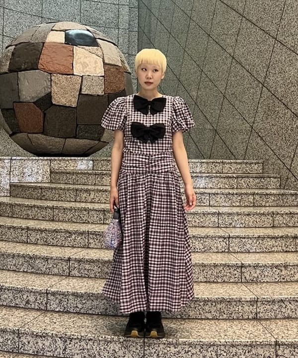 あさひさんの「BEAMS WOMEN｜ラインストーン バッグ」を使ったコーディネート