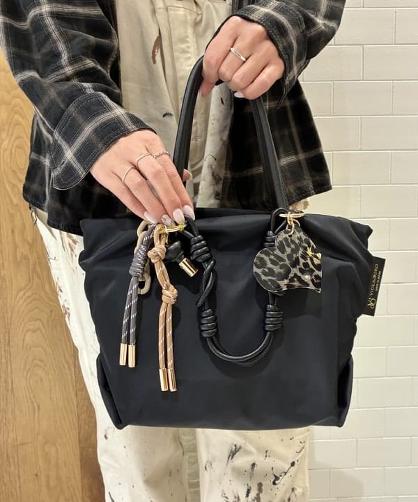 CHIHIROさんの「BEAMS WOMEN｜VIOLAd&rsquo;ORO / BIANCA チャーム」を使ったコーディネート