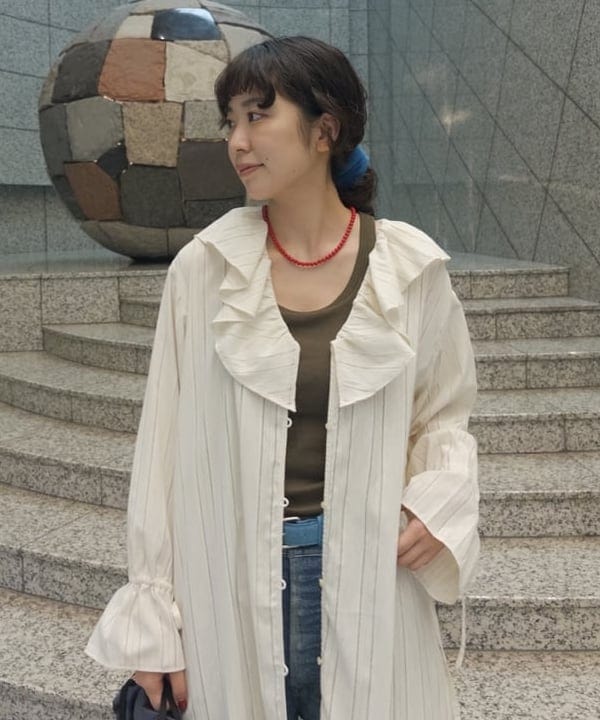 ばるたんさんの「BEAMS WOMEN｜ドビー ストライプ ワンピース」を使ったコーディネート