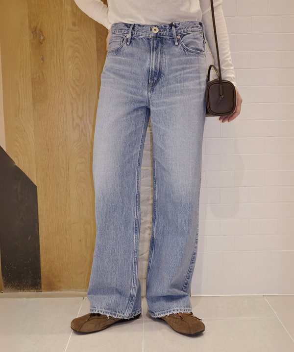 Joさんの「BEAMS WOMEN｜【別注】upper hights / THE NIECE MIDRISE デニムパンツ」を使ったコーディネート