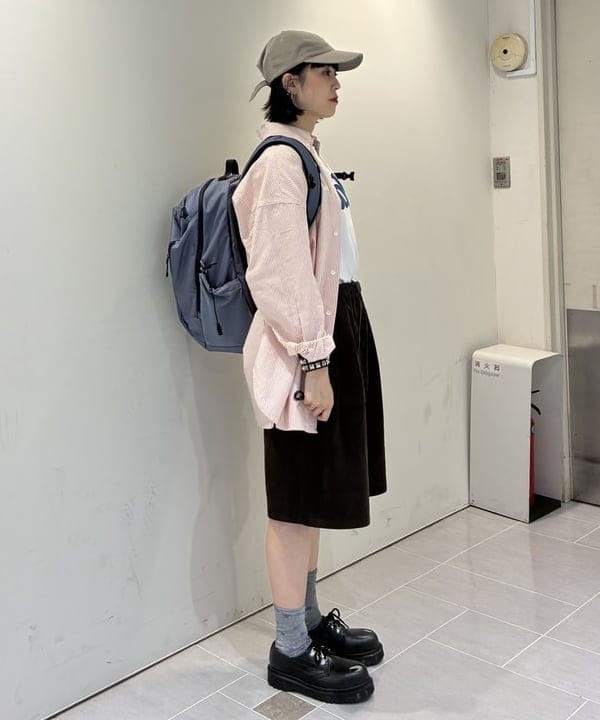 りかちょび/岸本梨佳さんの「BEAMS WOMEN｜ARC&rsquo;TERYX / MANTIS 26 BACKPACK」を使ったコーディネート