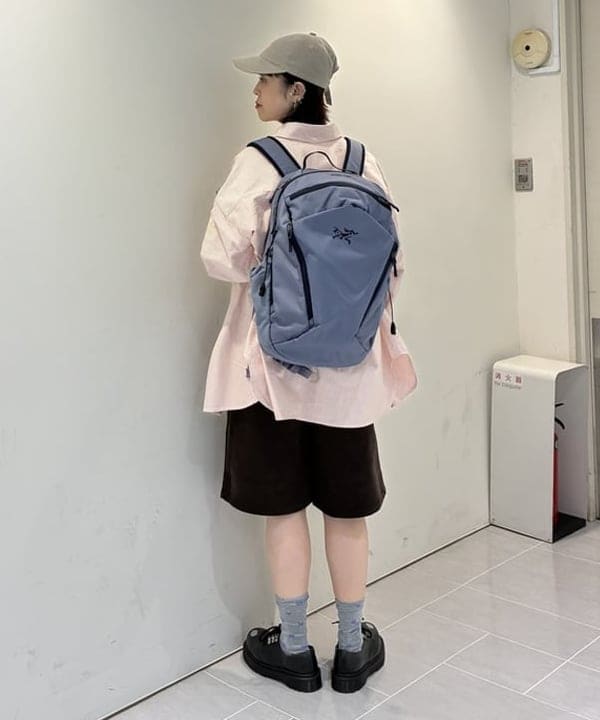 りかちょび/岸本梨佳さんの「BEAMS WOMEN｜ARC&rsquo;TERYX / MANTIS 26 BACKPACK」を使ったコーディネート